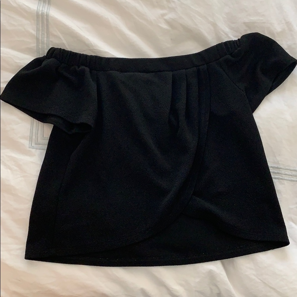 BEBE Black Croptop